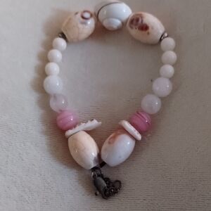 Vintage Hawaiian Handmade Elegant Pink and Cream Beads & Shells Bracelet